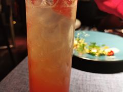 自制果味苏打饮料-弦月窗LUNETTE BY AMANDA(复兴路店)