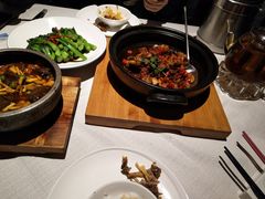 -千百味红餐厅·江西菜(绿地双子塔店)