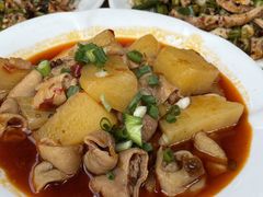 土豆烧肥肠-叶老大肥肠