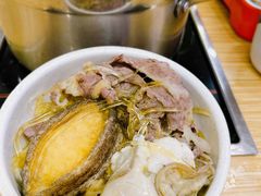 -杨老板·海鲜集市火锅·鲜切牛肉(中防万宝店)