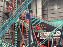 -极限PLAY运动娱乐新世界·团建派对潮玩休闲馆·室内蹦极高空游乐园