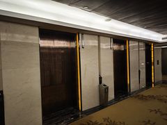 -中山利和希尔顿酒店