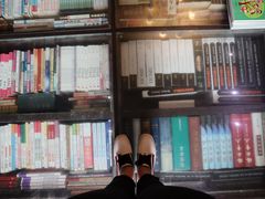 -钟书阁(松江泰晤士小镇店)