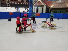 -长沙湘江冰雪世界