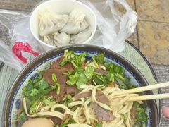-牛师傅牛肉面(尚隆路店)