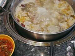 -一席地·本地鸡窝·杭帮鸡火锅(萧山银隆百货店)