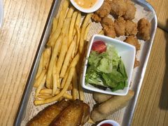 -菲滋意式餐厅(临平万达店)