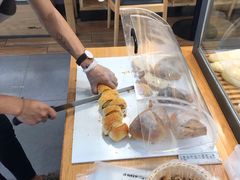 -焙丽拾光(麦凯乐直营店)