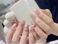 -予·你 美甲美睫 Yu Ni Nail Salon