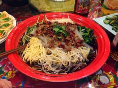 东北大拉皮-闯关东东北农家菜(崂山石老人店)