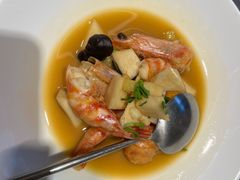-HOMES上海本帮菜(襄阳公园店)