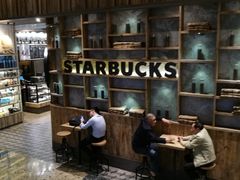 大堂-星巴克臻选(湖滨道店)