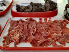 -毛辣果·贵州红酸汤牛肉火锅(西单店)