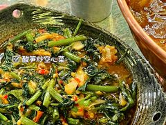 酸笋炒空心菜-浩海火燒雲傣家菜(静安芮欧店)