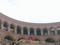 -王府井奥莱临潼小镇(临潼店)