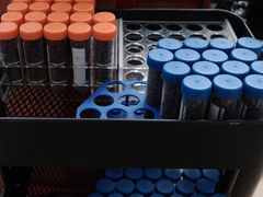 -UNI UNI(环亚凯瑟琳店)