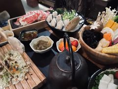 -湊湊火锅·茶憩(恒隆广场店)