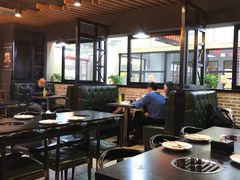 大堂-the frypan韩国炸鸡啤酒(五路居店)