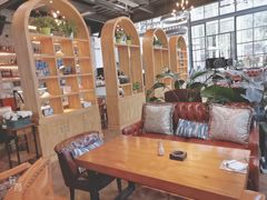 大堂-桉树林A coffee 森林餐厅(三圣乡店)