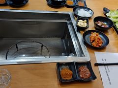 -肉甲韩国木炭烤肉(新壹街1店)