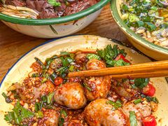 -拈签一笑黄牛肉辣卤串串
