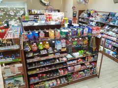 零售区-全家便利店(世贸丽晶城店)