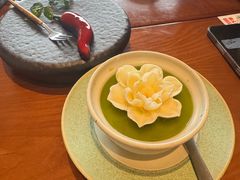 -包整·丝娃娃(一览甲秀楼风景店)