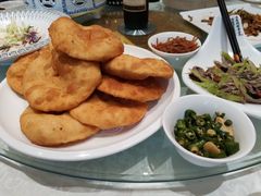 待客油饼-国人川菜(李家村建东街店)
