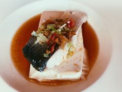 双色椒蒸高山白鲑鱼-金轩中餐厅 Jin Xuan(浦东丽思卡尔顿酒店)