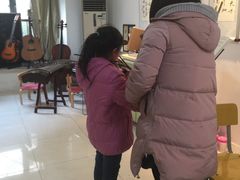 -缪斯琴行英皇小提琴.钢琴.吉他(张江店)