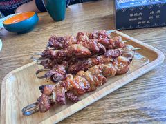 -乡村馕坑肉·烧烤·新疆菜·本地人更爱吃(阿勒泰首店)