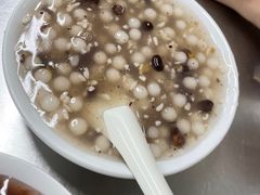 -芳婆糕团店(王府大街店)