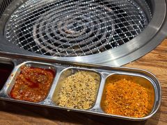 -明洞阿姨·韩式酱蟹烤肉·创意料理(三元桥店)