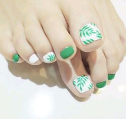 -进巍美甲美睫店