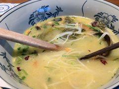 -芸南道·过桥米线(昆明老街旗舰店)