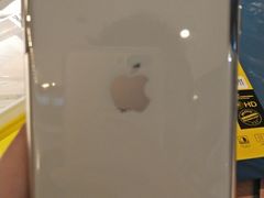 -Apple零售店(华贸购物中心店)