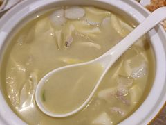 -香山湖家家宴(中山陵店)