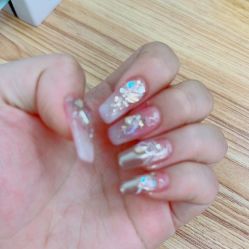 -瞧·享轻奢美甲美睫