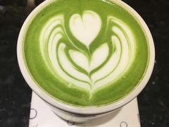 抹茶拿铁-双风车咖啡馆 Twin Windmills(六道口店)