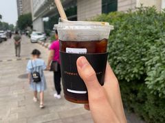 -星巴克臻选(济南万达店)