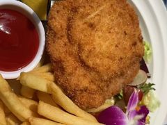 -申德勒加油站西餐厅Schindlers Tankstelle(上海外滩店)