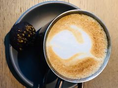 -上海世茂皇家艾美酒店