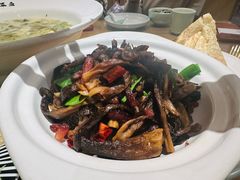 -严记小天府酸菜鱼(西四路店)