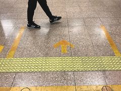 -建国门(地铁站)