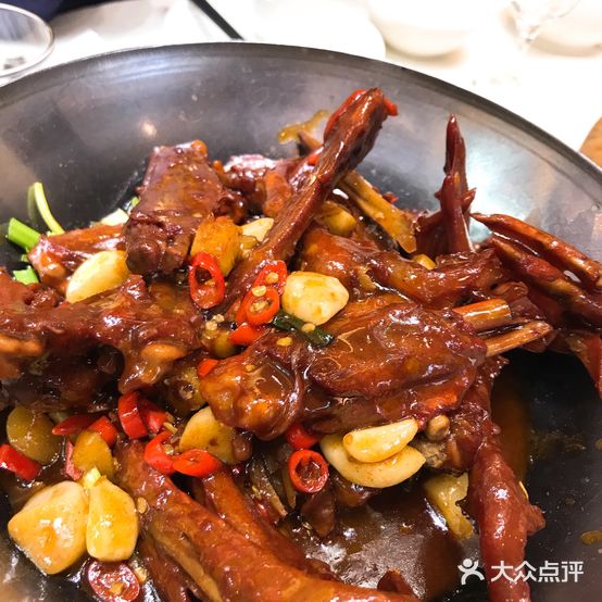 年年有余酒店(世纪风情店)