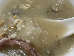 -红旗山庄(圭峰山店)