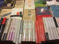 -麦田书店(国防路店)