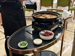 -品海楼·大连海胆锅贴馆(东港店)