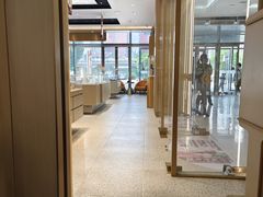 -华夏典当行(龙德广场店)