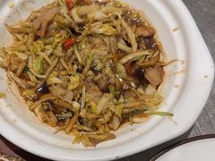 -潮界(LU·ONE凯德晶萃广场店)